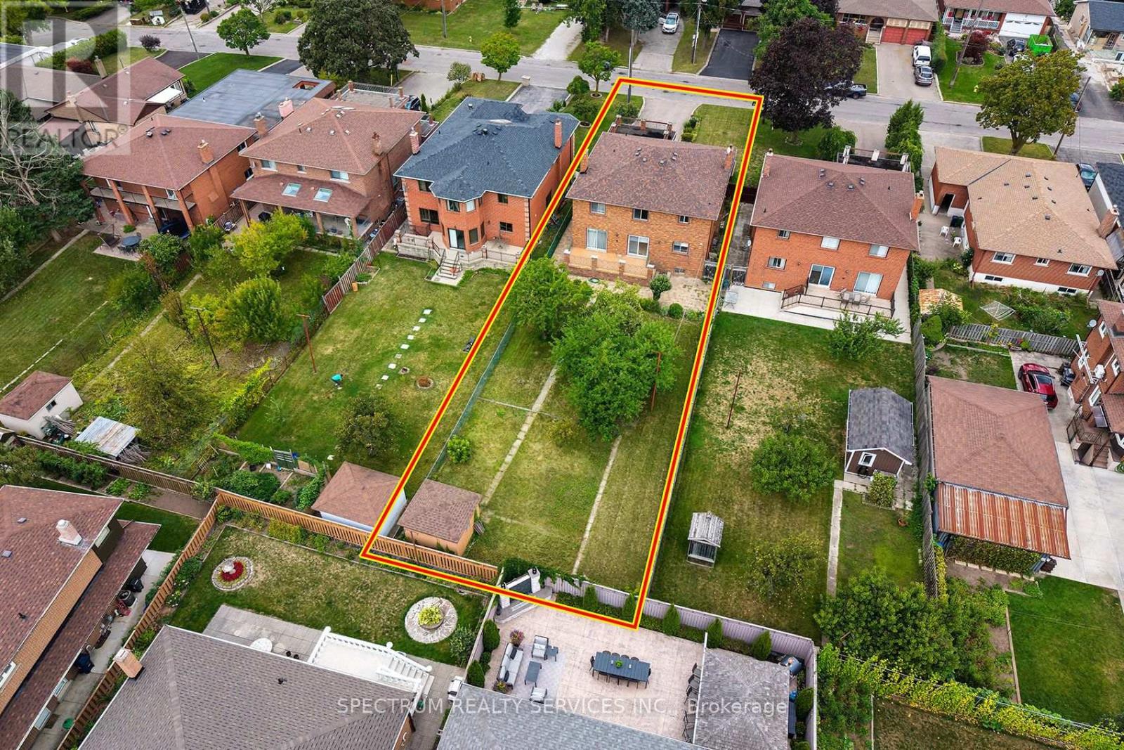 145a Whitfield Avenue, Toronto, Ontario  M9L 1H2 - Photo 47 - W13730388