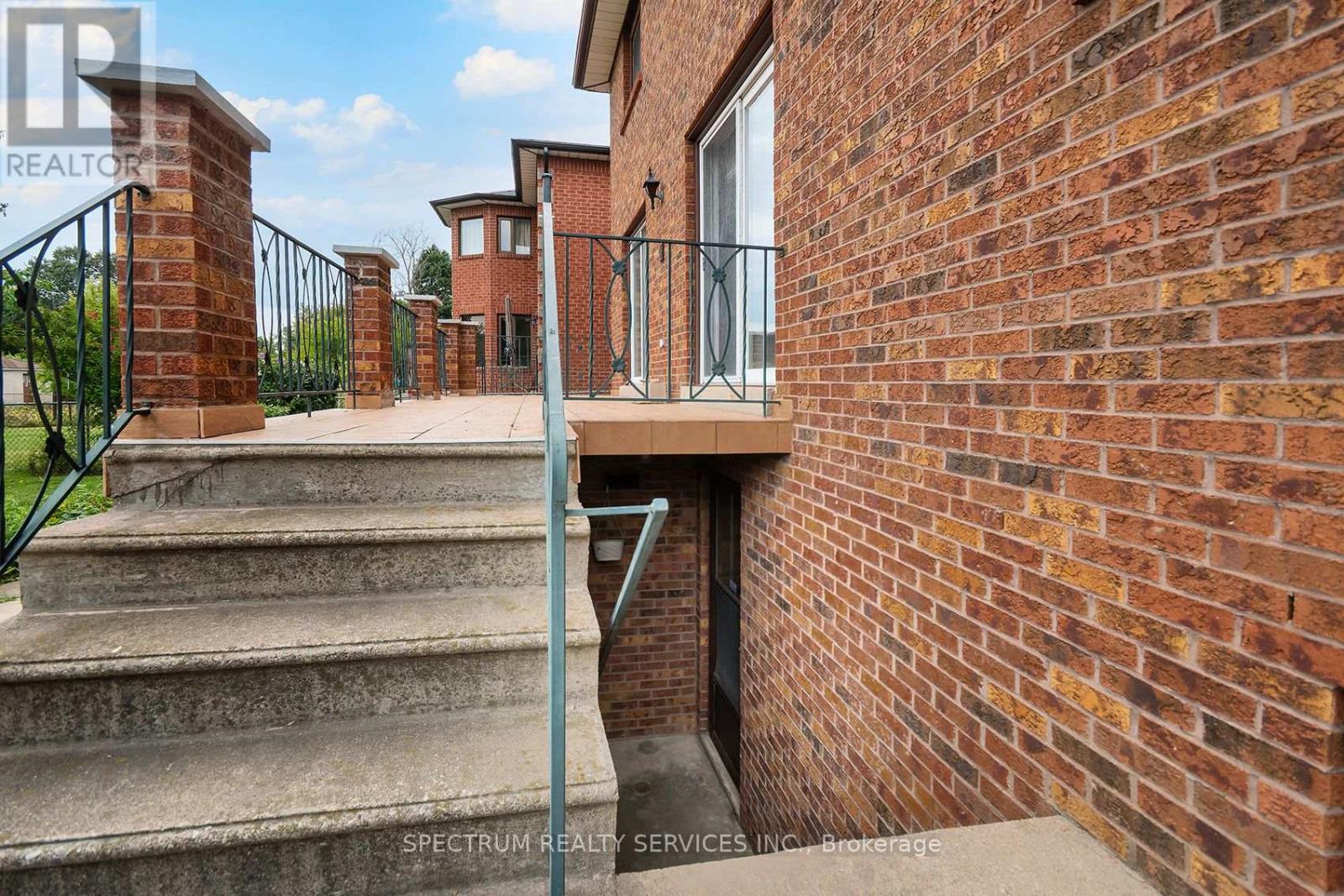 145a Whitfield Avenue, Toronto, Ontario  M9L 1H2 - Photo 49 - W13730388