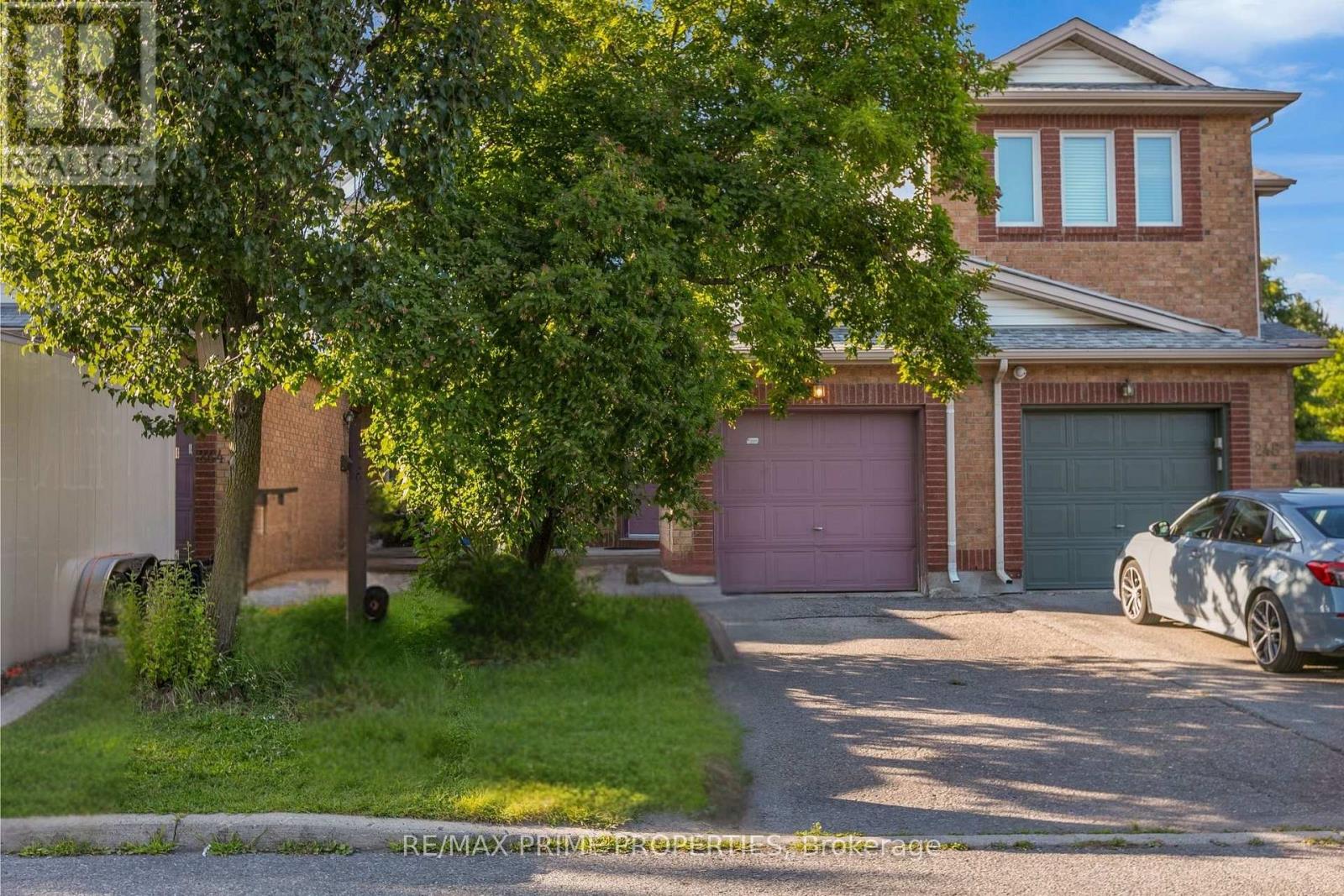 246 DUNTROON CIRCLE, Ottawa, Ontario