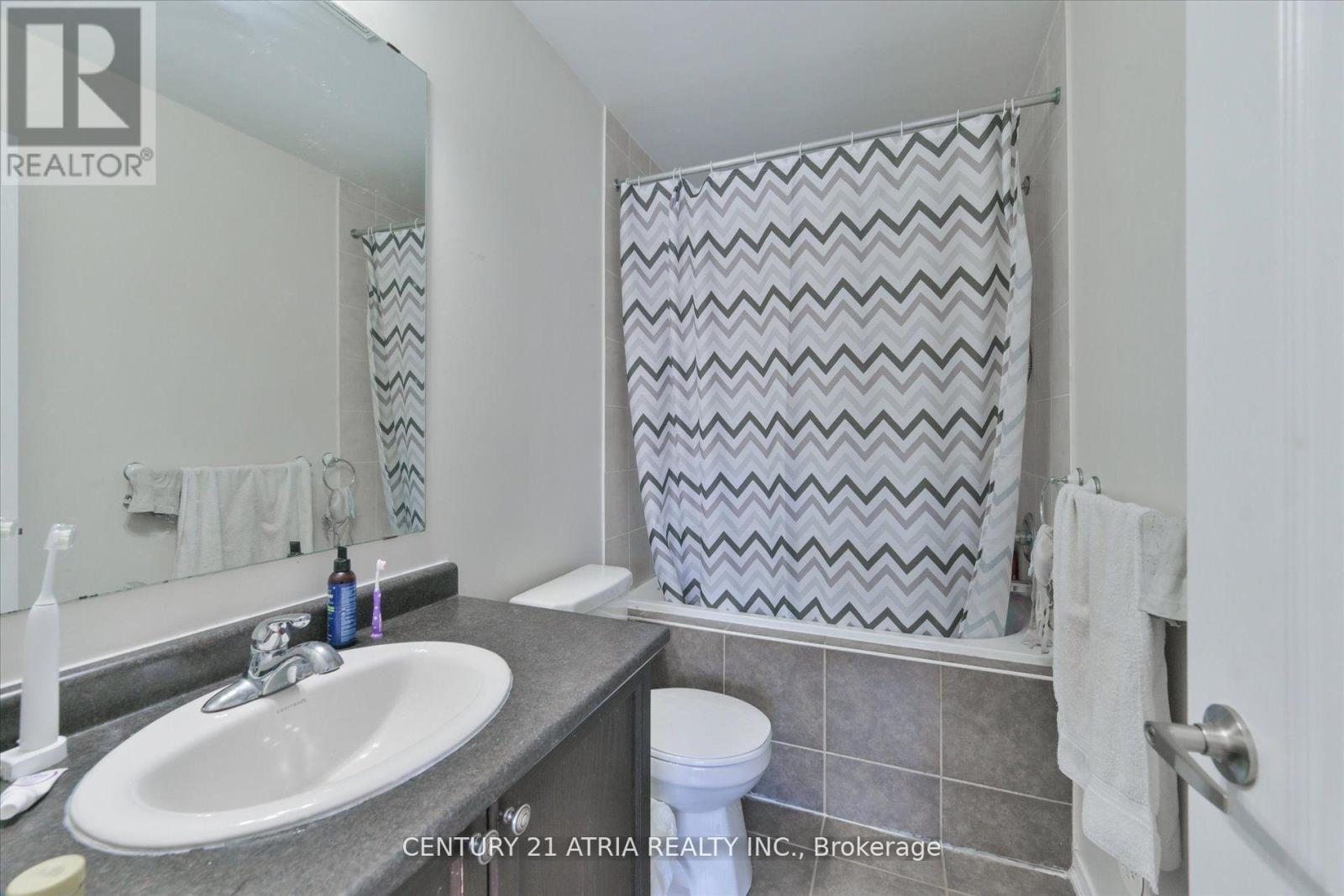 5245 Major Mackenzie Drive E, Markham, Ontario  L6C 0N3 - Photo 24 - N13725770