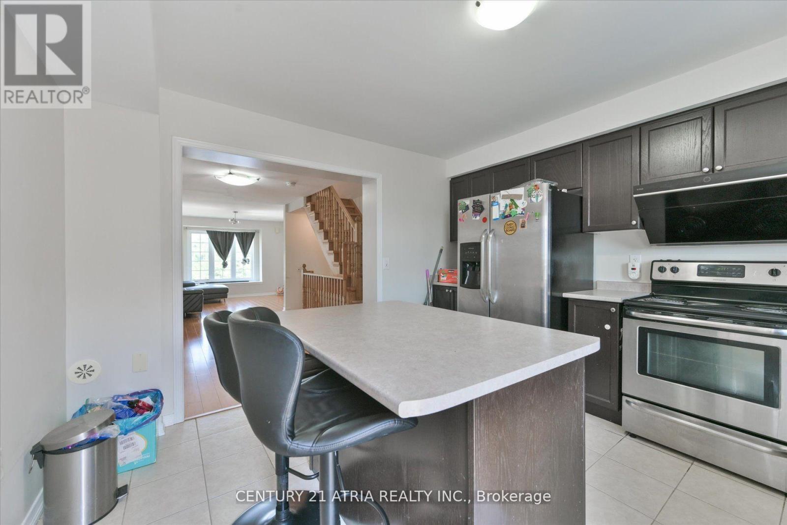 5245 Major Mackenzie Drive E, Markham, Ontario  L6C 0N3 - Photo 15 - N13725770