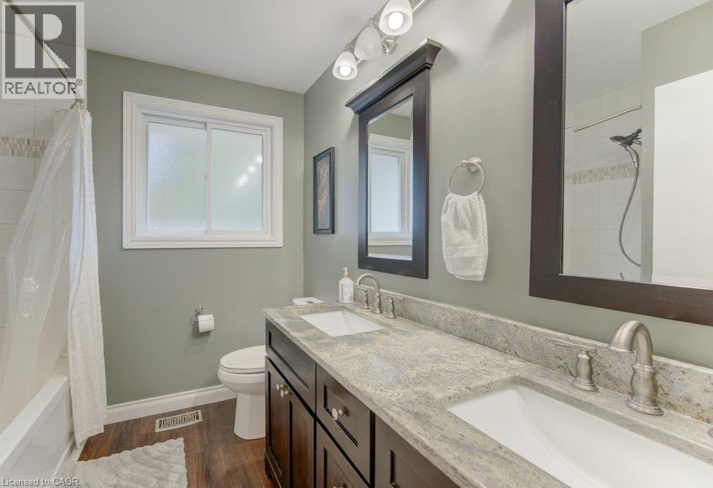206 Forestwood Drive, Kitchener, Ontario  N2N 1B9 - Photo 8 - 40859413