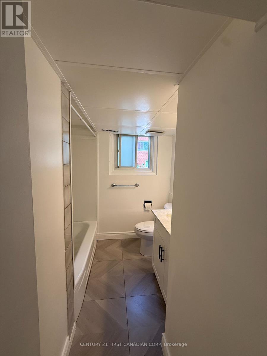1 - 228 Burnside Drive, London East, Ontario  N5V 1B9 - Photo 12 - X13730558