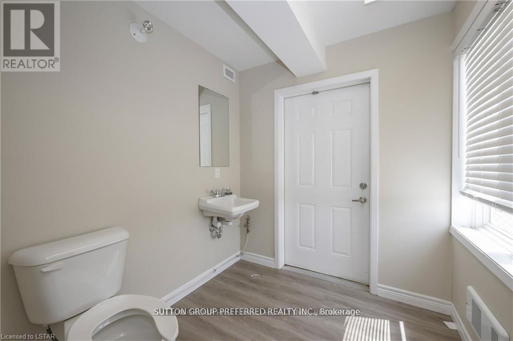 782 Industrial Road, London East, Ontario  N5V 3N2 - Photo 13 - X13730592