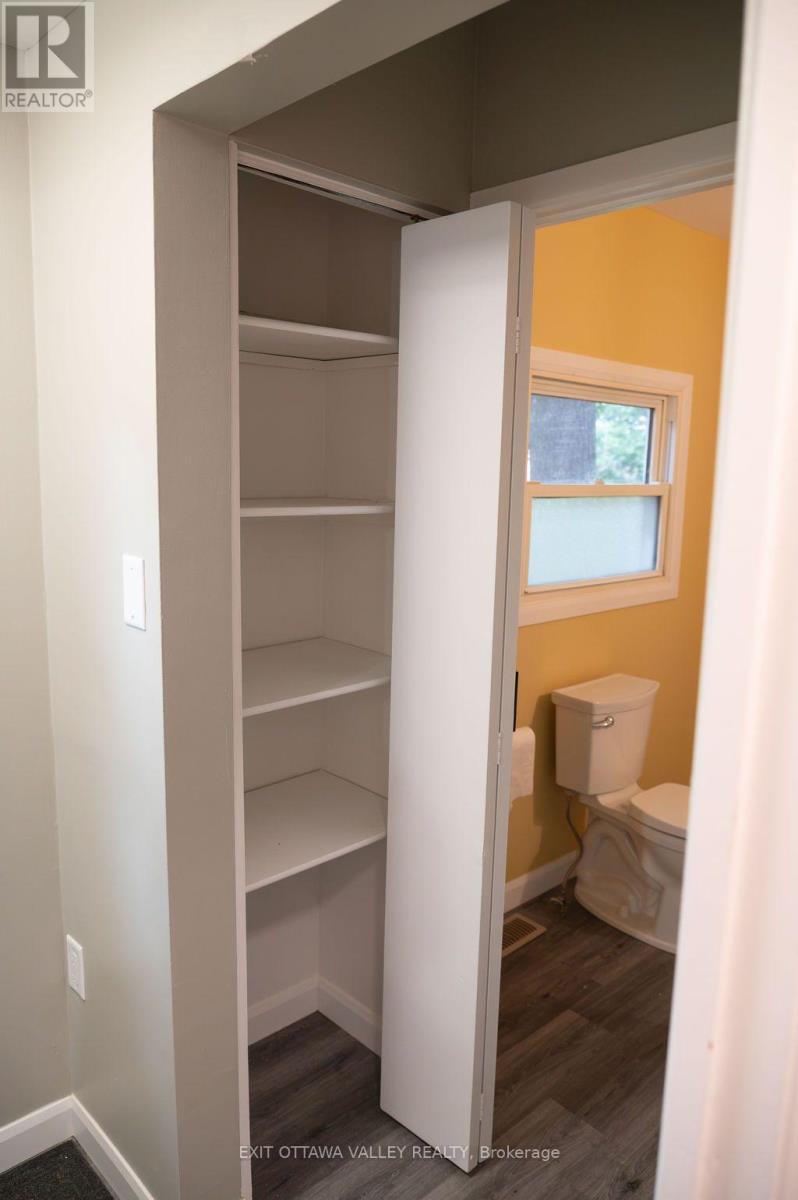 400 Boundary Road E, Pembroke, Ontario  K8A 6K7 - Photo 12 - X13730442