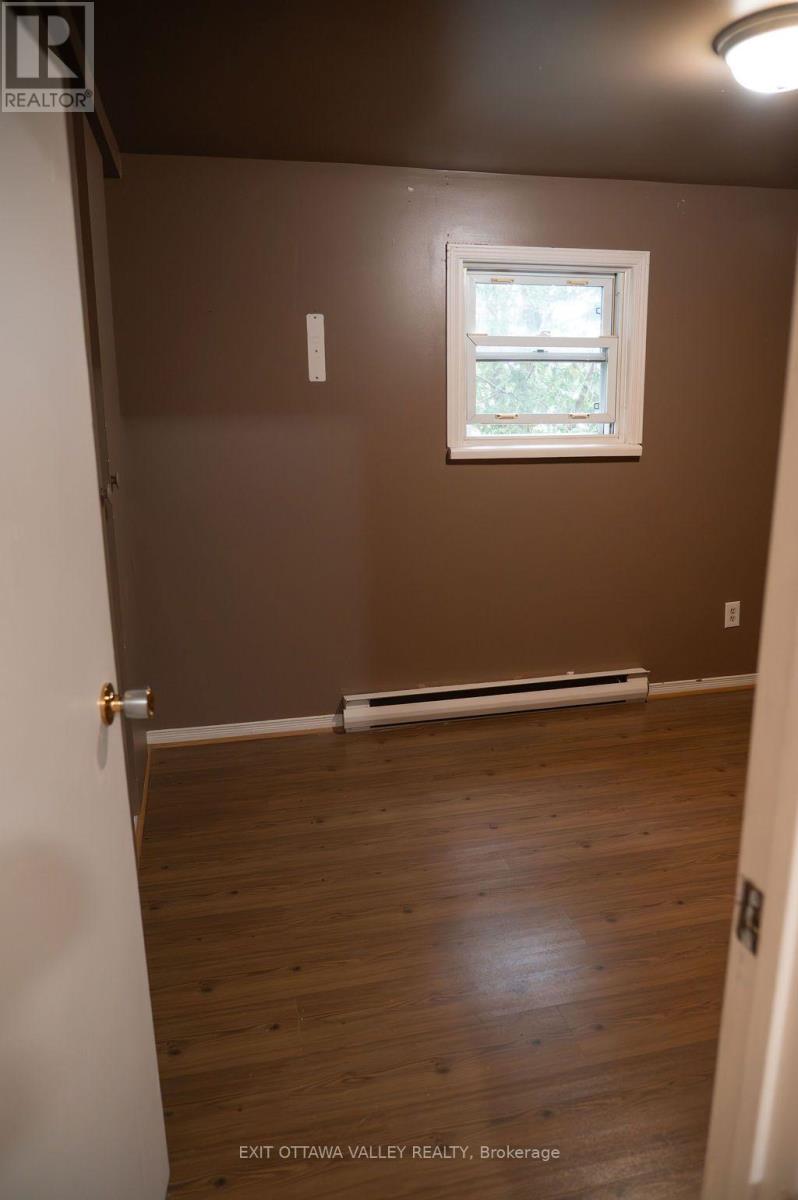 400 Boundary Road E, Pembroke, Ontario  K8A 6K7 - Photo 20 - X13730442