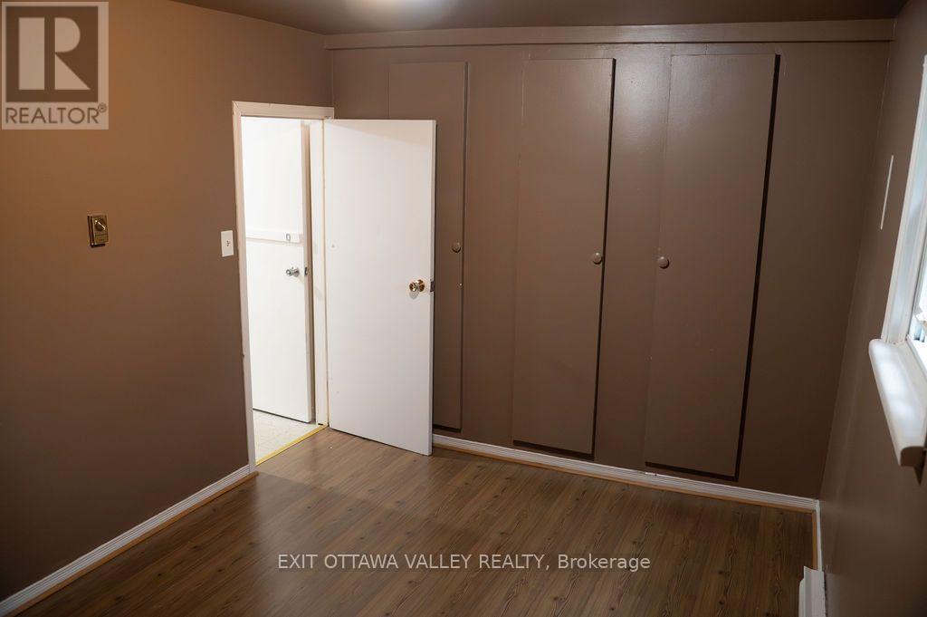 400 Boundary Road E, Pembroke, Ontario  K8A 6K7 - Photo 21 - X13730442