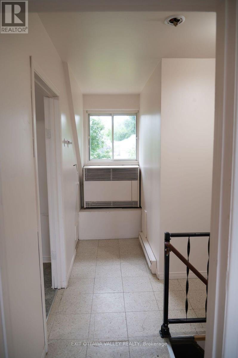 400 Boundary Road E, Pembroke, Ontario  K8A 6K7 - Photo 34 - X13730442