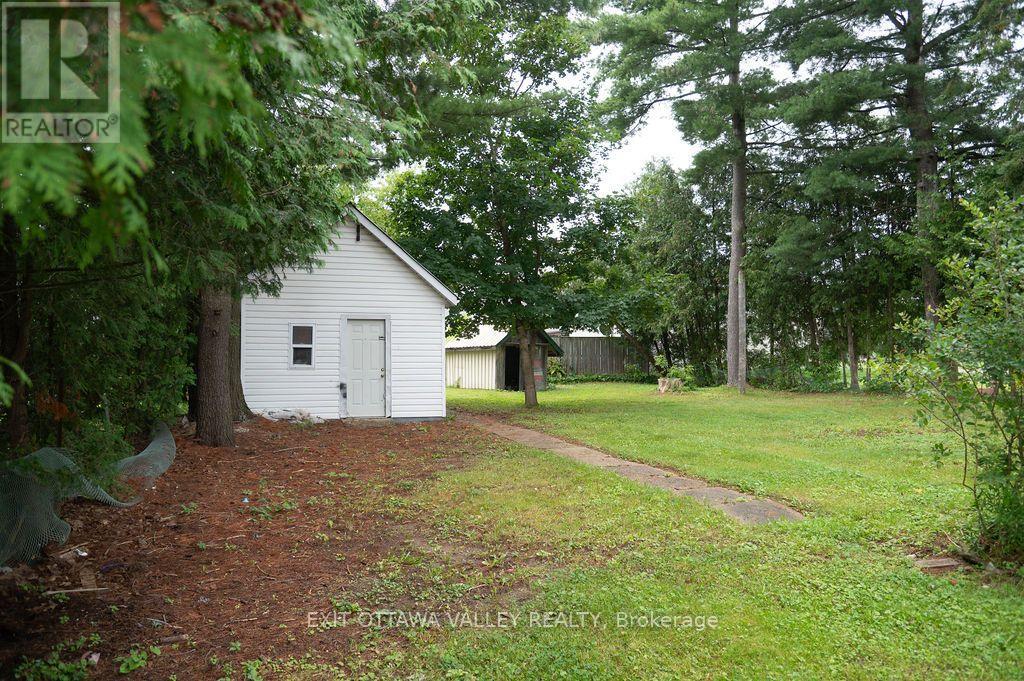 400 Boundary Road E, Pembroke, Ontario  K8A 6K7 - Photo 42 - X13730442