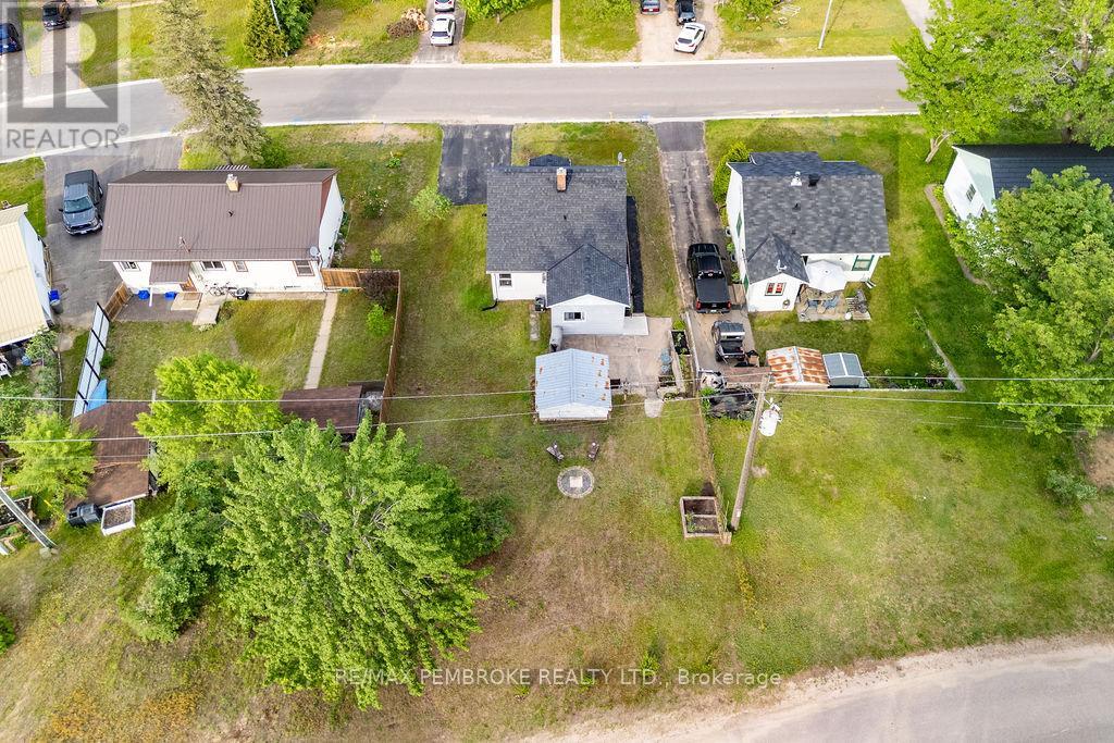 14 Summit Street, Deep River, Ontario  K0J 1P0 - Photo 6 - X13730488