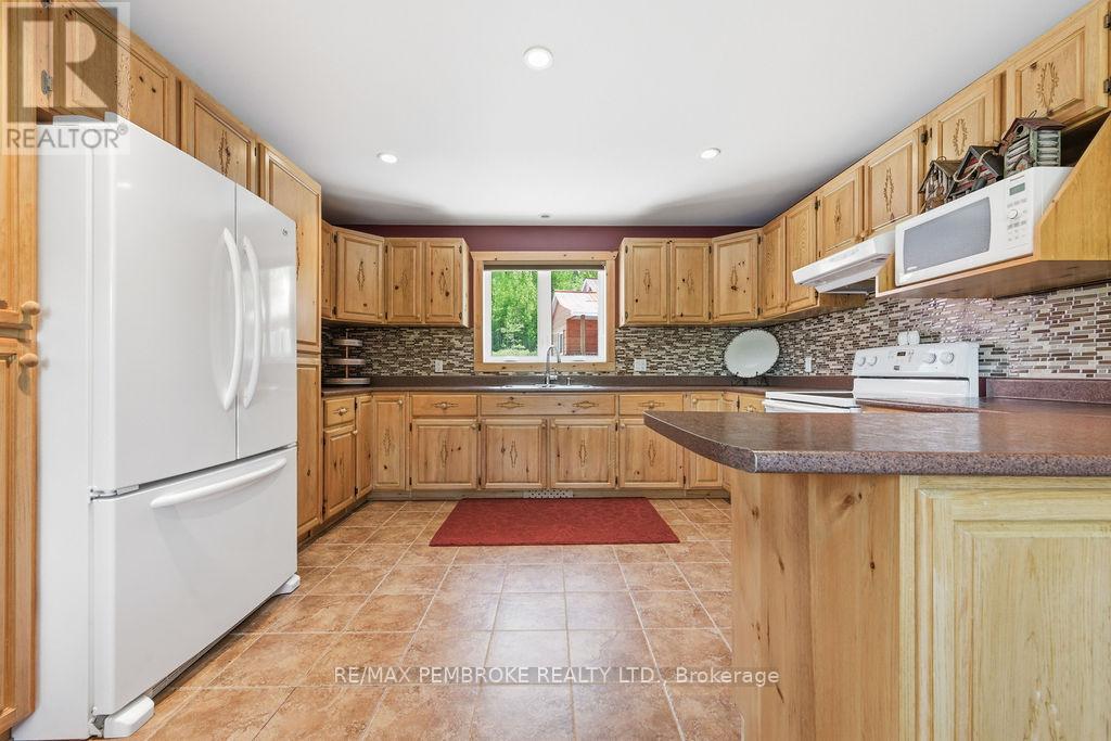 208 Red Fox Trail, Head, Ontario  K0J 2K0 - Photo 11 - X13730510