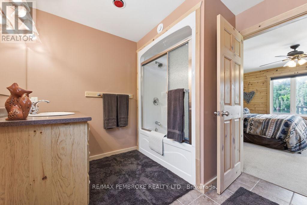 208 Red Fox Trail, Head, Ontario  K0J 2K0 - Photo 19 - X13730510