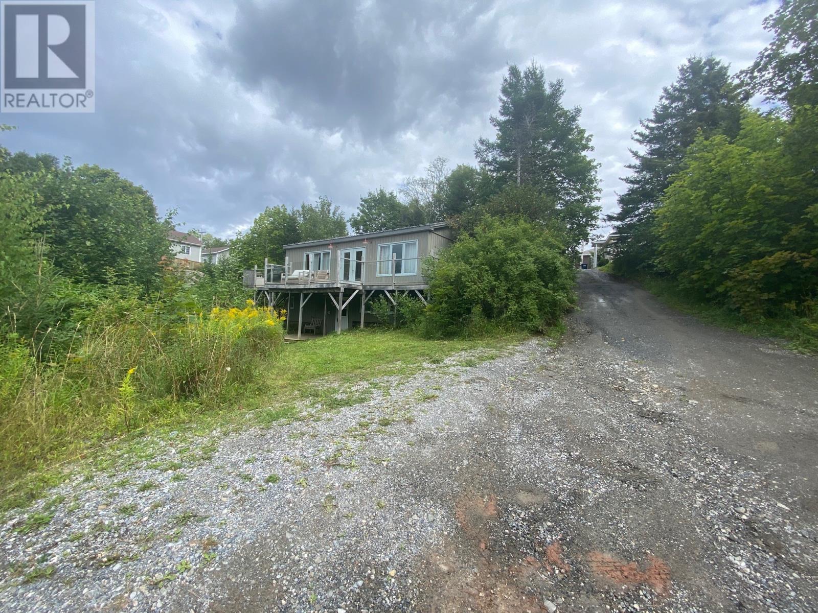 11 Brookside Avenue, Corner Brook — photo 3