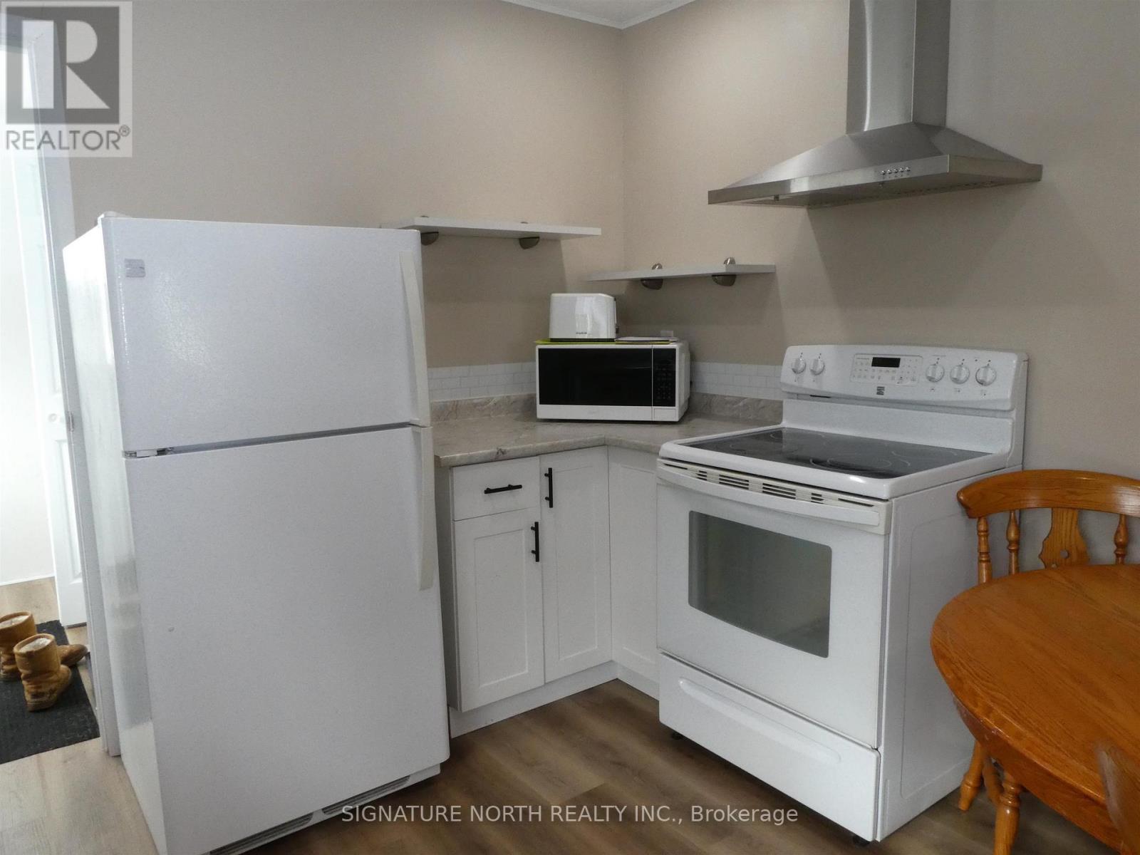 First St E, Greenstone, Ontario  P0T 1M0 - Photo 11 - X13244124