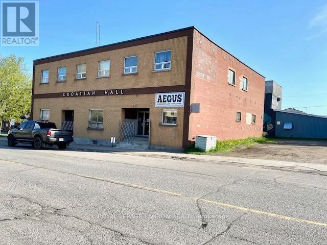 227-229 Pearl Street, Thunder Bay, Ontario  P7B 1E3 - Photo 1 - X13244182