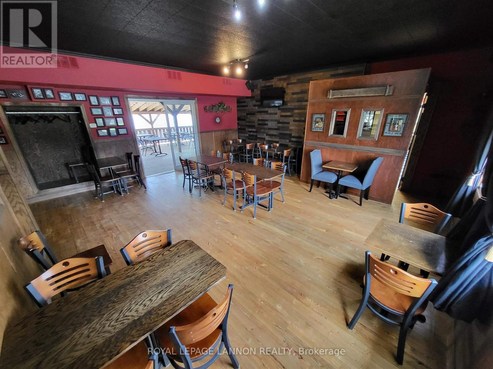 100+102+104 Third Avenue, Greenstone, Ontario  P0T 1M0 - Photo 17 - X13244242