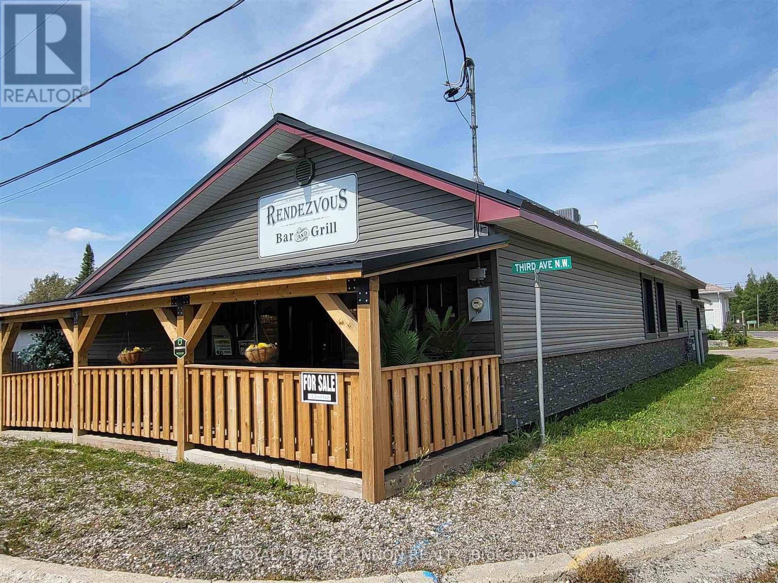 100+102+104 Third Avenue, Greenstone, Ontario  P0T 1M0 - Photo 2 - X13244242
