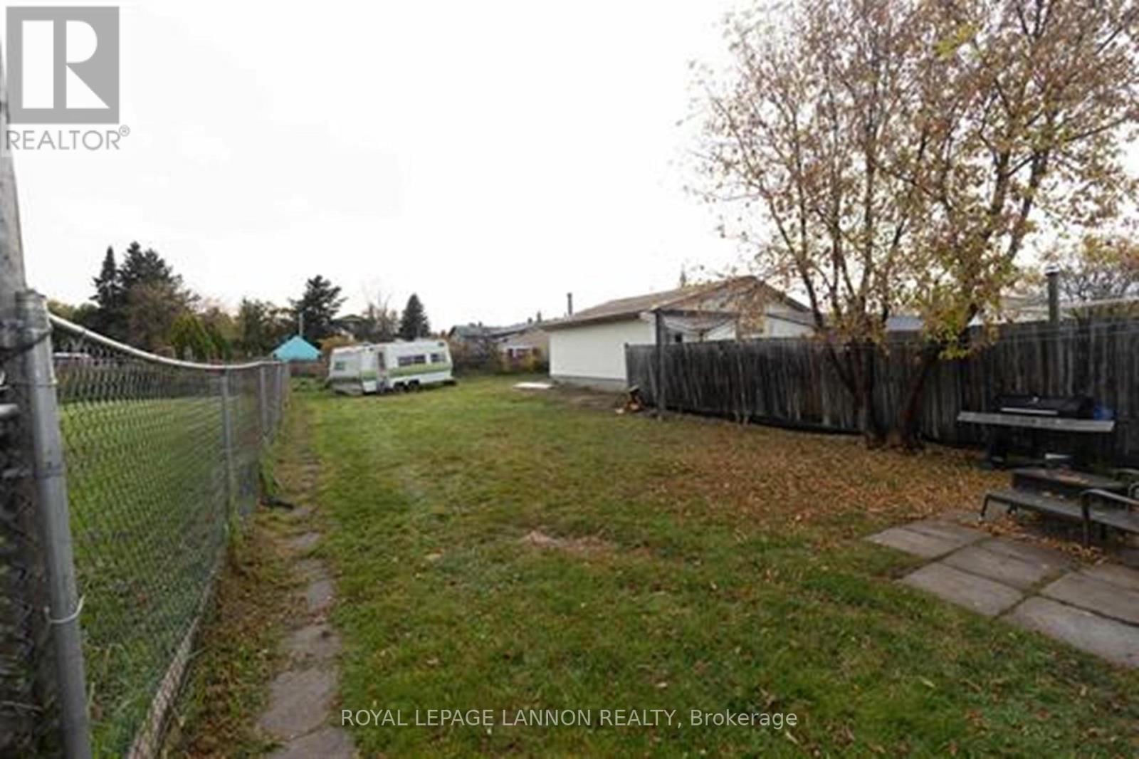216 Ontario Street, Thunder Bay, Ontario  P7B 3G8 - Photo 5 - X13244234