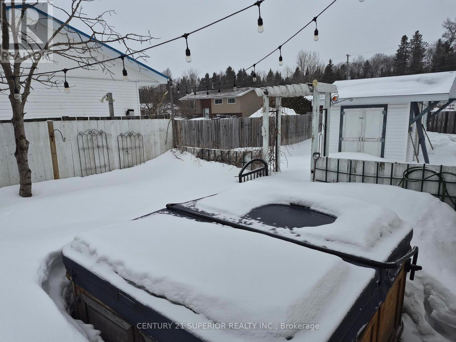 18 Lloyd Irwin Street, Marathon, Ontario  P0T 2E0 - Photo 46 - X13244578