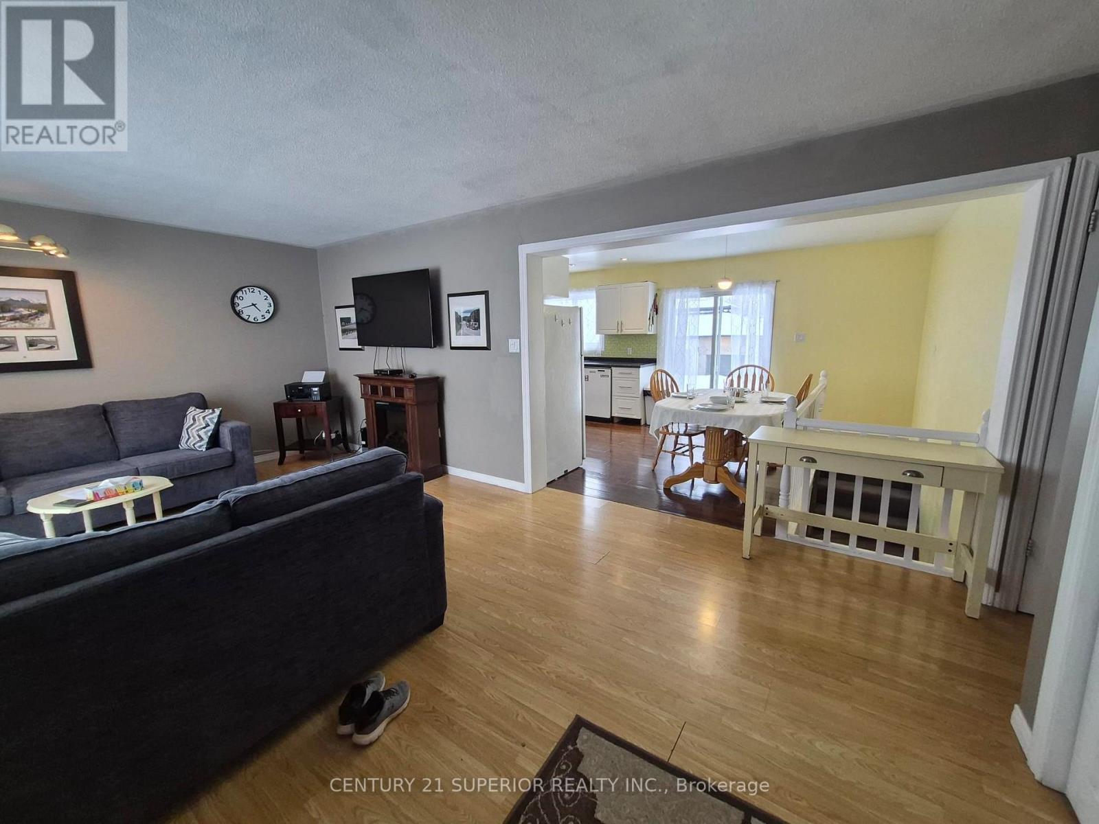 18 Lloyd Irwin Street, Marathon, Ontario  P0T 2E0 - Photo 6 - X13244578