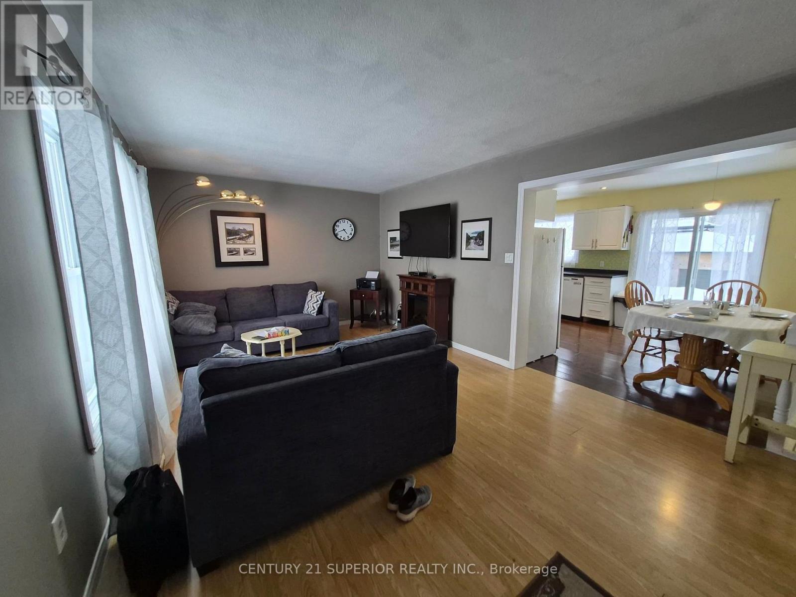 18 Lloyd Irwin Street, Marathon, Ontario  P0T 2E0 - Photo 3 - X13244578