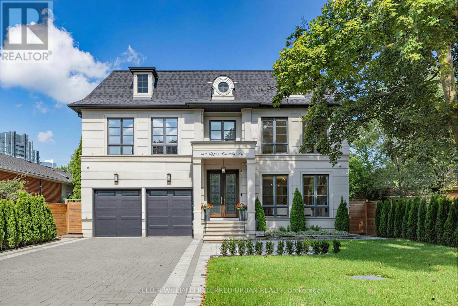 130 UPPER CANADA DRIVE, Toronto, Ontario
