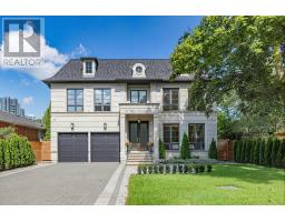130 UPPER CANADA DRIVE, Toronto, Ontario