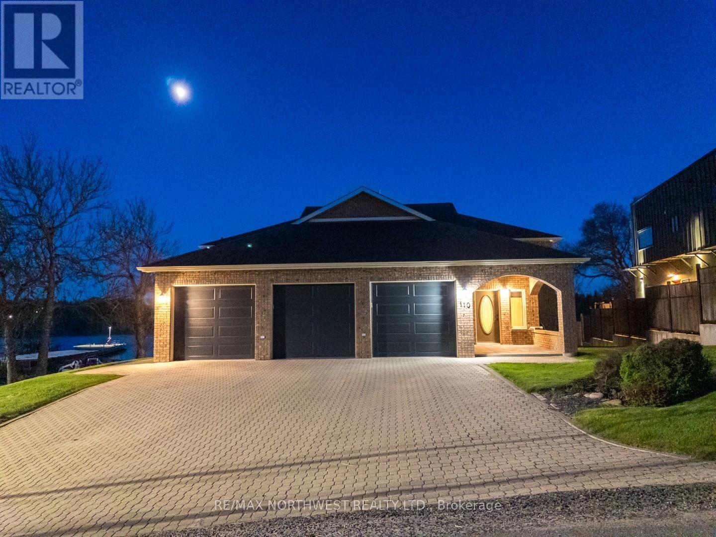 110 Lakeside Crescent, Kenora, Ontario  P9N 4H4 - Photo 2 - X13244676