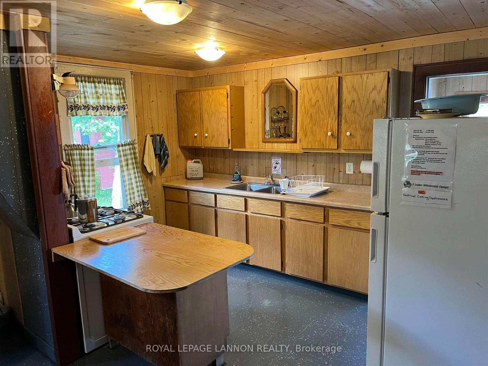 33 Old Forestry Road, Greenstone, Ontario  P0T 2H0 - Photo 17 - X13244760