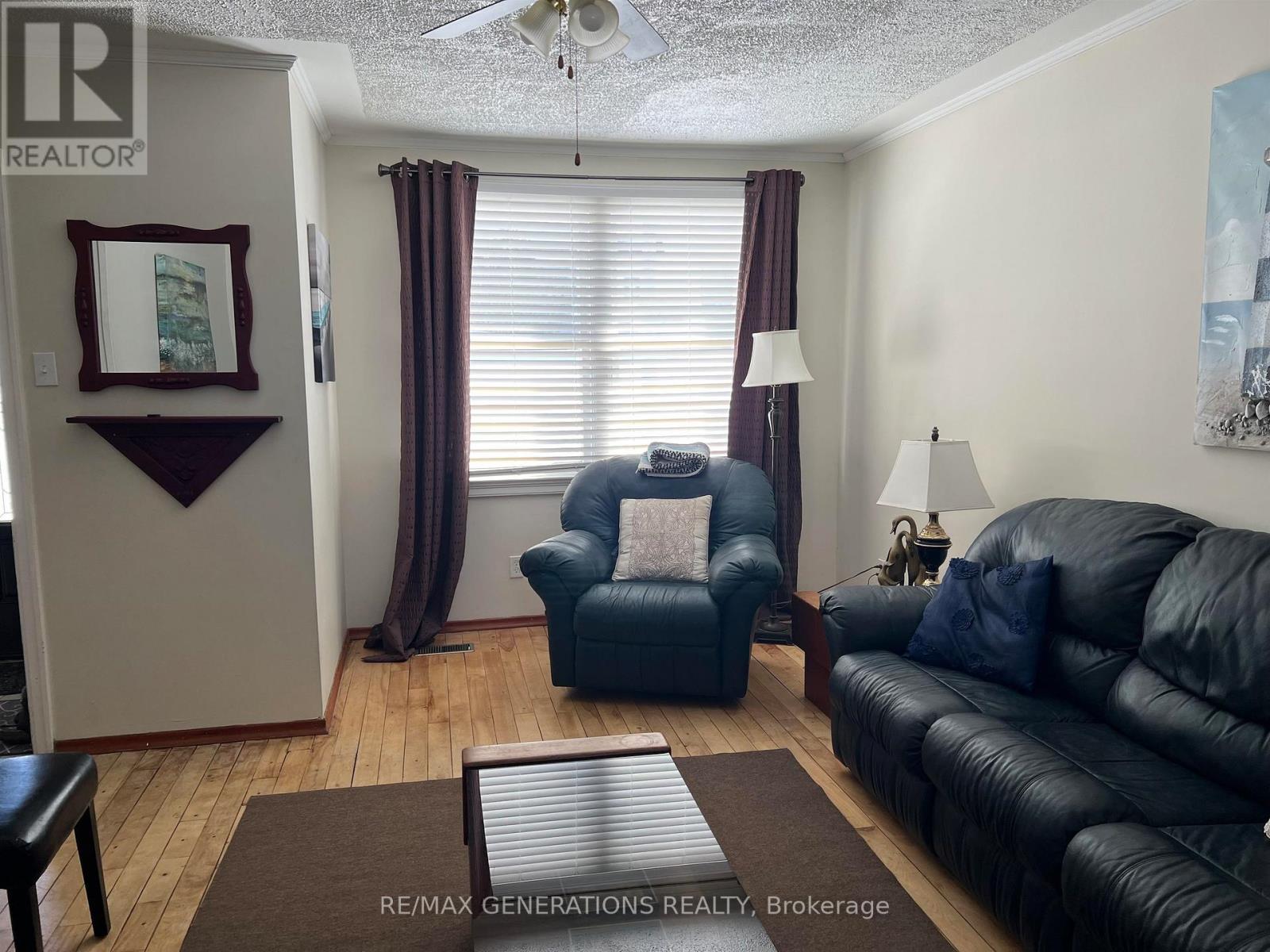 14 Mccullough Street, Marathon, Ontario  P0T 2E0 - Photo 3 - X13244850