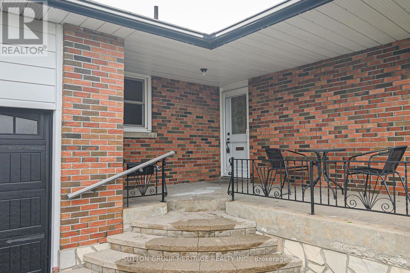 490 Milton Street, Oshawa, Ontario  L1H 6S5 - Photo 5 - E13730512