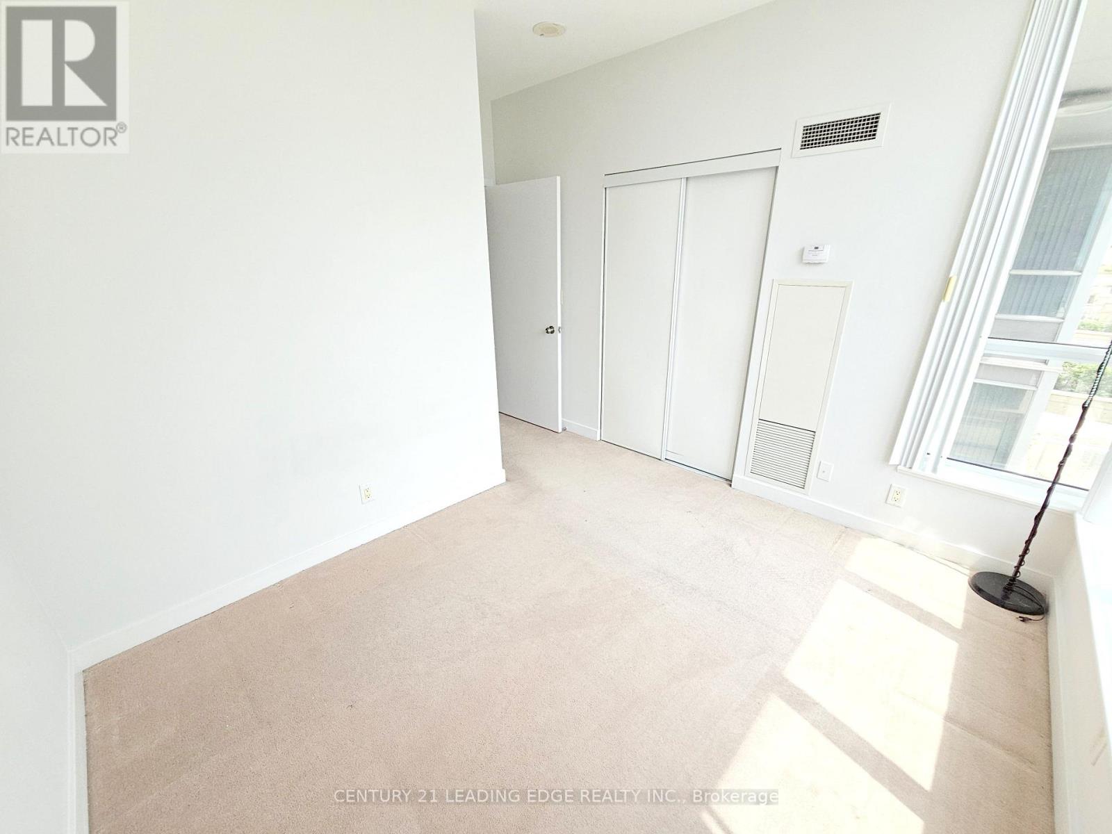 Th120 - 38 Lee Centre Drive, Toronto, Ontario  M1H 3J7 - Photo 18 - E13730598