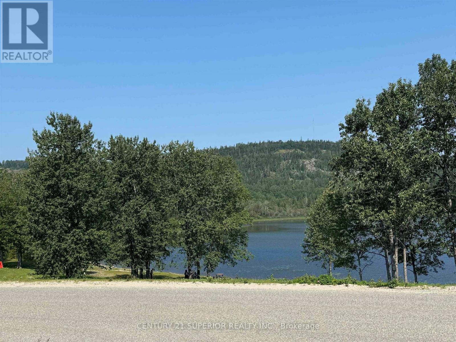 1 Barker Walk, Manitouwadge, Ontario  P0T 2C0 - Photo 22 - X13245266