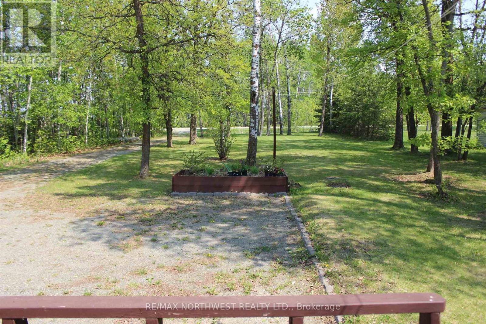 51 Grant Dr, Dawson, Ontario  P0W 1L0 - Photo 12 - X13245242