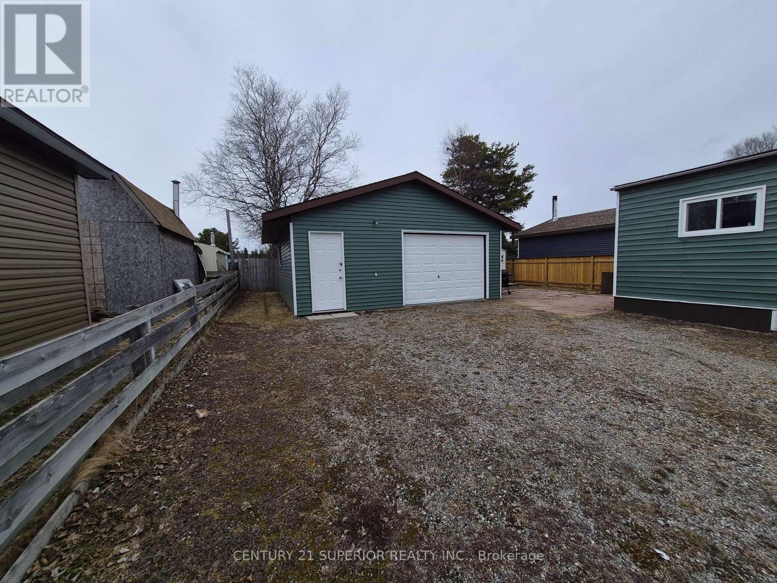 66 Jackson Crescent, Marathon, Ontario  P0T 2E0 - Photo 2 - X13244292