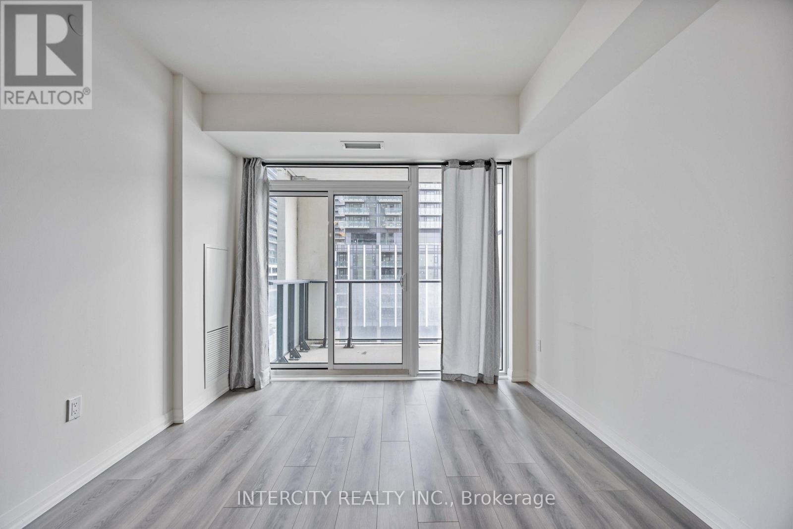 523 - 9000 Jane Street, Vaughan, Ontario  L4K 2M9 - Photo 28 - N13730422