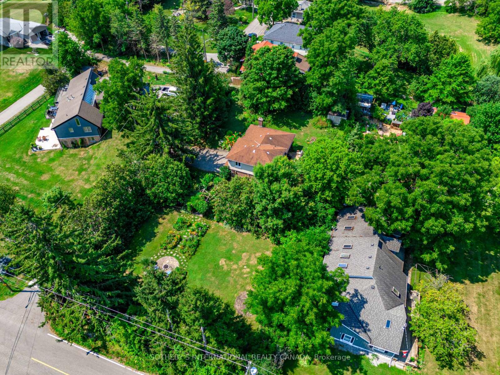 80 Centre Street, King (Schomberg), Ontario  L0G 1T0 - Photo 4 - N13730438