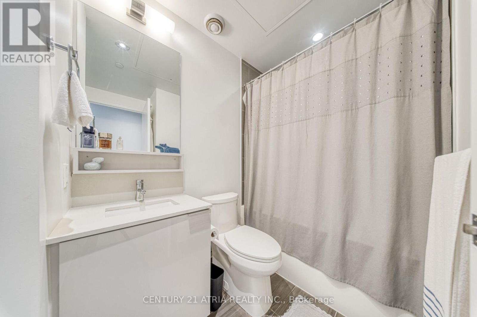 1811 - 950 Portage Parkway, Vaughan, Ontario  L4K 0J7 - Photo 18 - N13730444