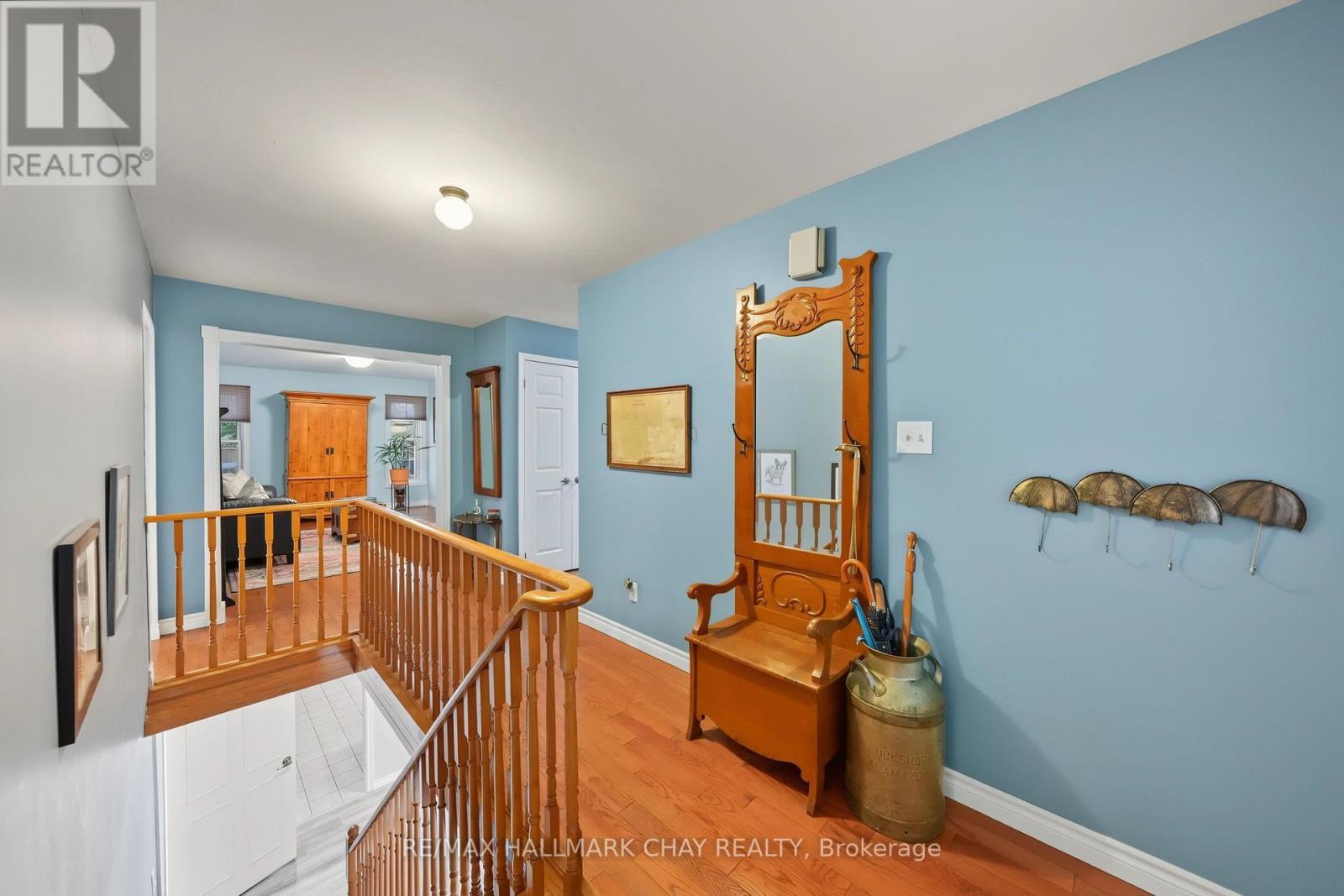 66 Hutchinson Drive, New Tecumseth, Ontario  L9R 1M2 - Photo 4 - N13730504