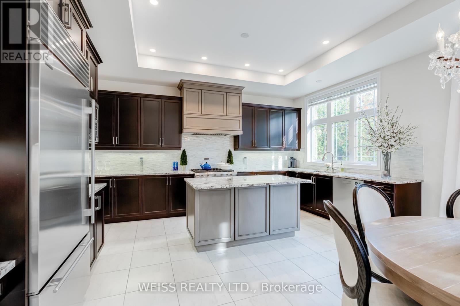 43 Chesney Crescent, Vaughan, Ontario  L4H 4A5 - Photo 15 - N13730566