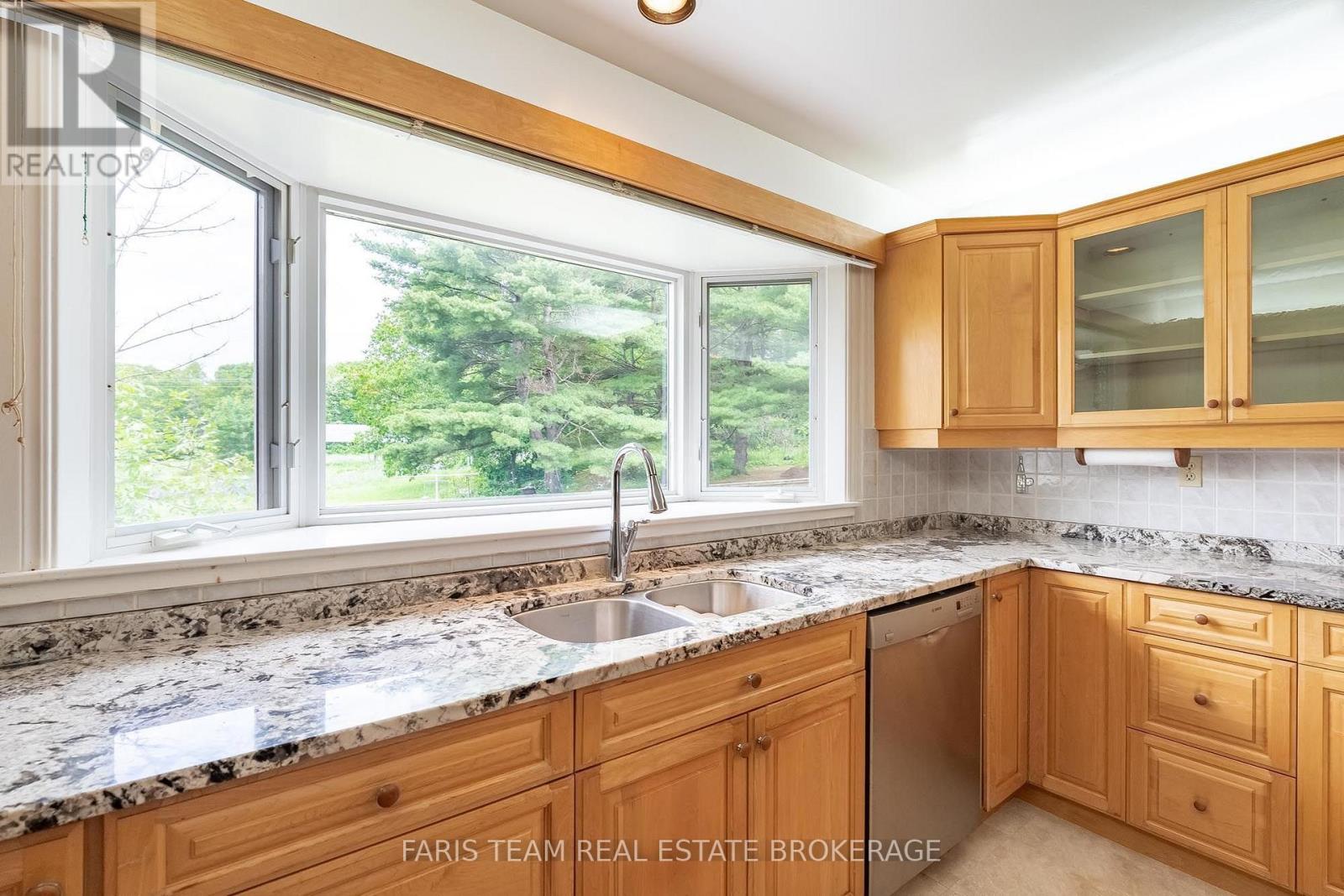 3146 Wasdell Falls Road, Severn (Washago), Ontario  L0K 2B0 - Photo 11 - S13730476