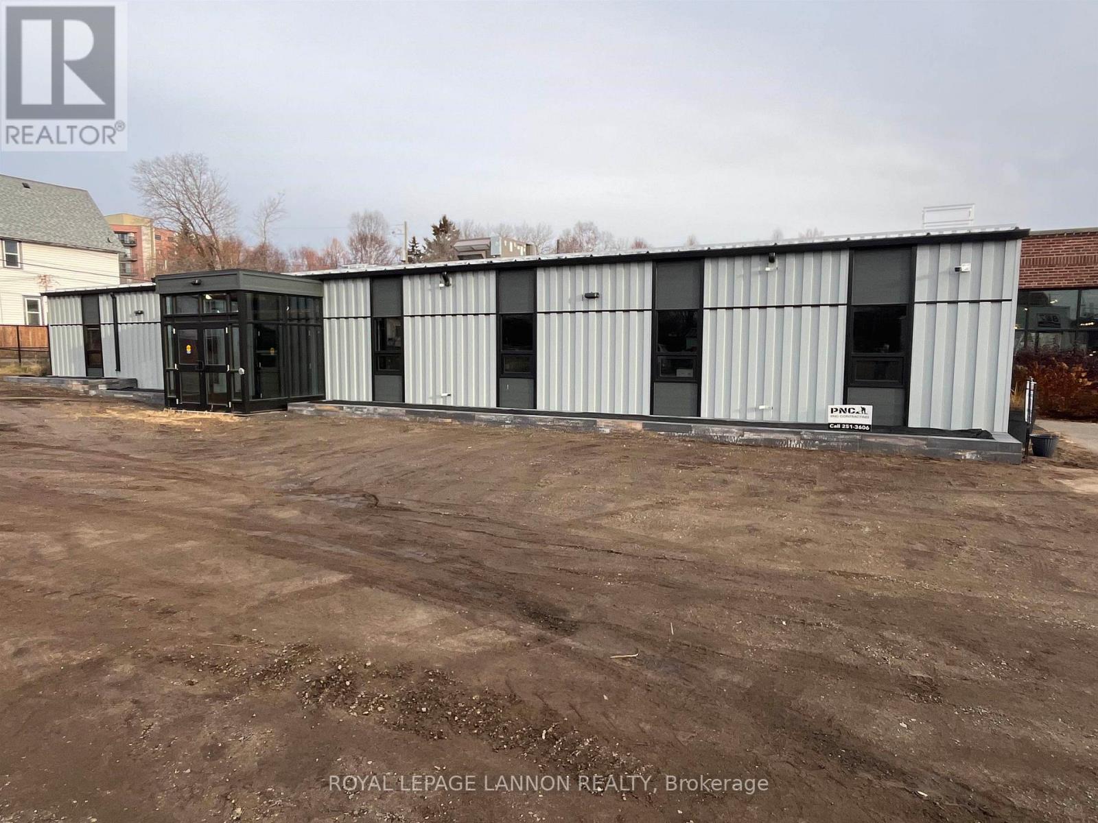 Unit 2 - 142 Cumberland Street, Thunder Bay, Ontario  P7A 4M2 - Photo 5 - X13250380