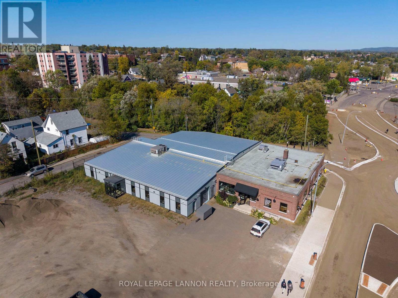 Unit 2 - 142 Cumberland Street, Thunder Bay, Ontario  P7A 4M2 - Photo 2 - X13250380