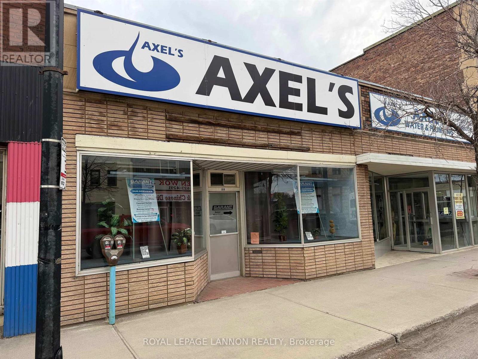 109 MAY STREET S, Thunder Bay, Ontario