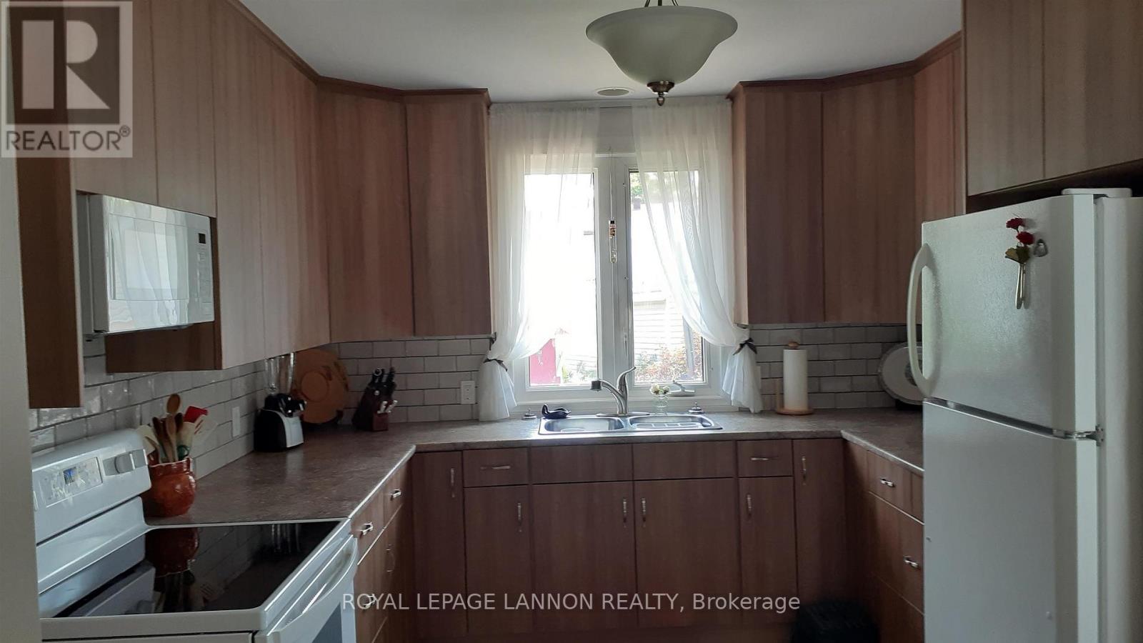13 Spruce Road, Atikokan, Ontario  P0T 1C0 - Photo 11 - X13243970