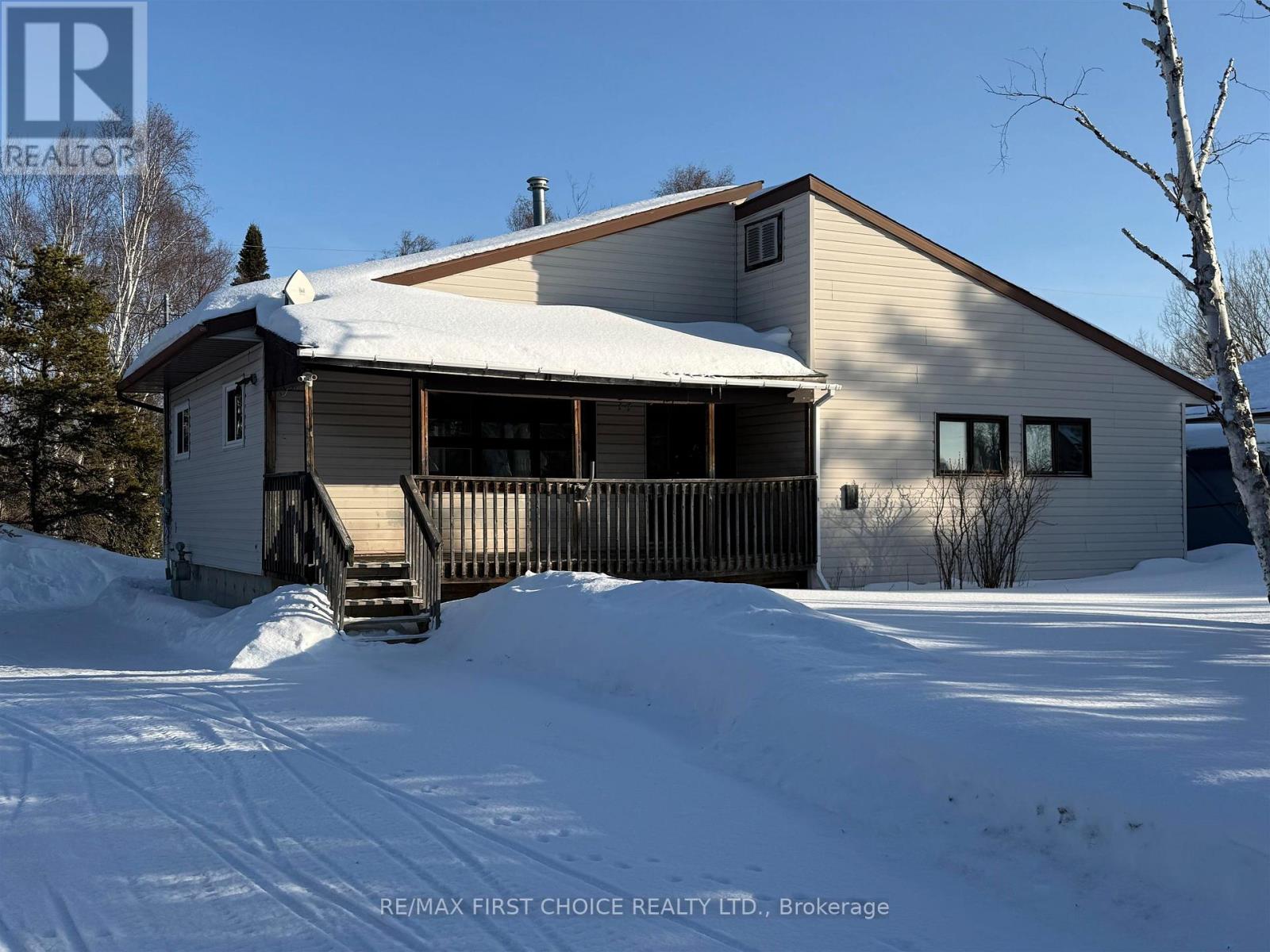 14 Superior Avenue, Ignace, Ontario  P0T 1T0 - Photo 1 - X13244464