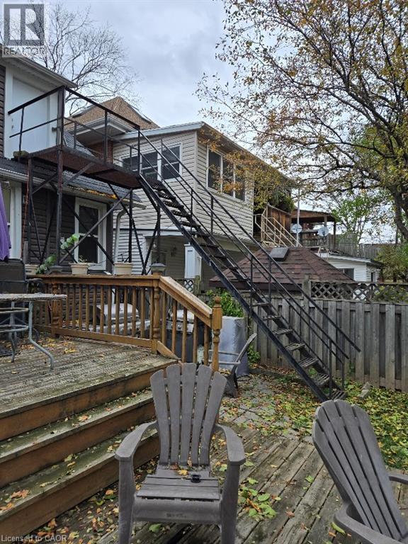 17 Fairleigh Avenue S, Hamilton, Ontario  L8M 2K1 - Photo 4 - 40859702