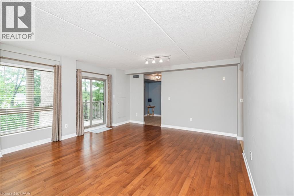 56 Kerman Avenue Unit# 105, Grimsby, Ontario  L3M 0A1 - Photo 9 - 40859458