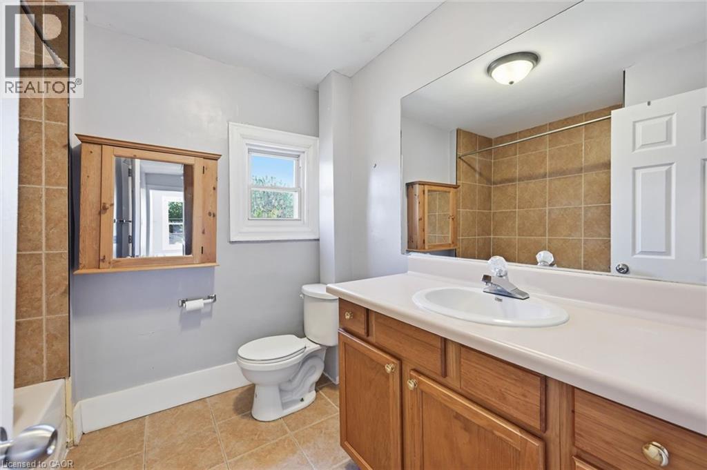 343 Cumberland Avenue, Hamilton, Ontario  L8M 2A4 - Photo 20 - 40858308