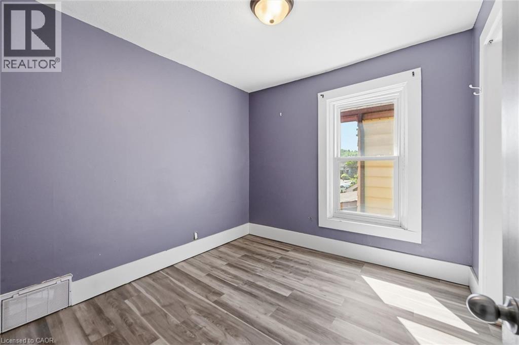 343 Cumberland Avenue, Hamilton, Ontario  L8M 2A4 - Photo 23 - 40858308
